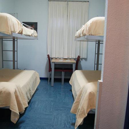 Albergue Inturjoven ウエルバ エクステリア 写真