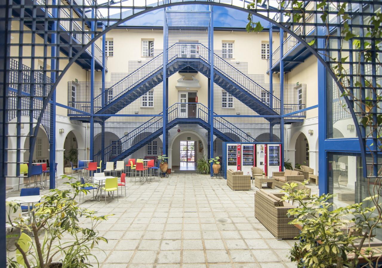 Albergue Inturjoven ウエルバ エクステリア 写真