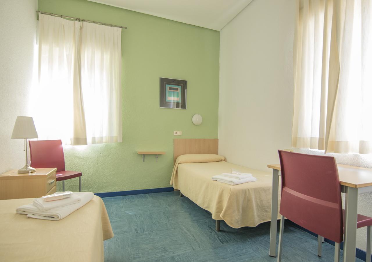 Albergue Inturjoven ウエルバ エクステリア 写真