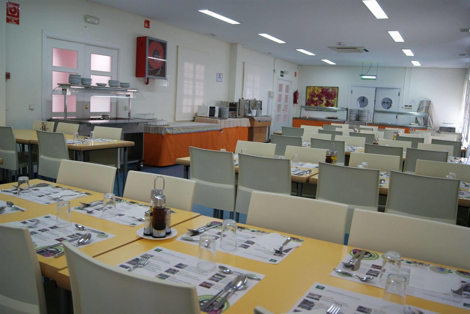 Albergue Inturjoven ウエルバ エクステリア 写真